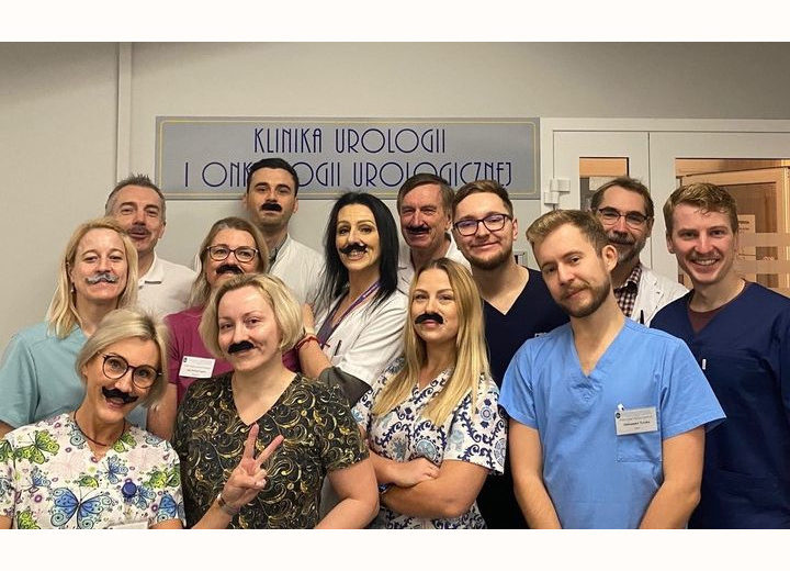 Zdjęcie zbiorowe pracowników Movember