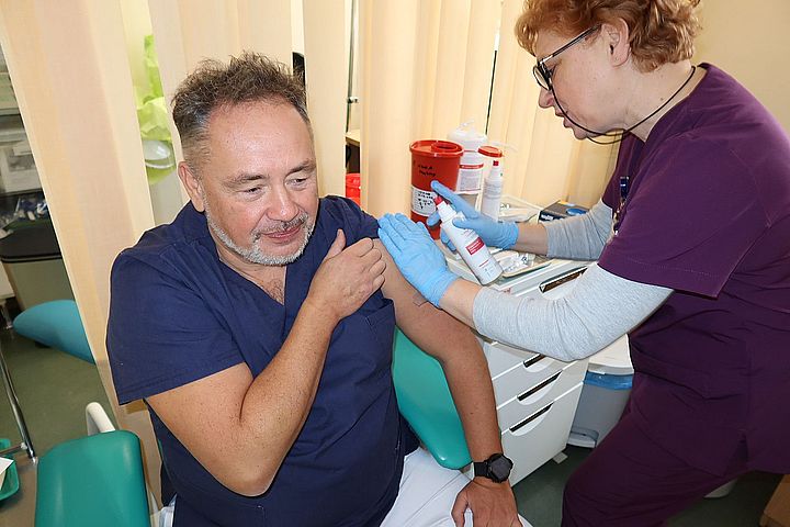 Dyrektor Szpitala: "Zachęcam do szczepienia przeciwko grypie"
